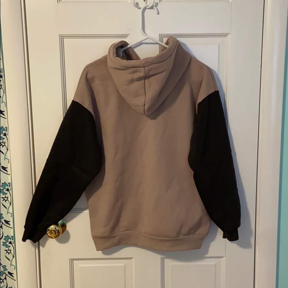 Two Tone Trendy Hoodie - Picture 6 of 7